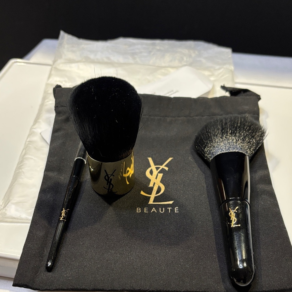 Yves Saint Laurent Makeup Brush Set with Pouch